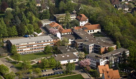 Gesamte Anlage der BDH-Klinik in Hessisch Oldendorf