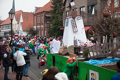 33. Karneval 2015 in Stolzenau. Fliegenfischule-Mittelweser.de